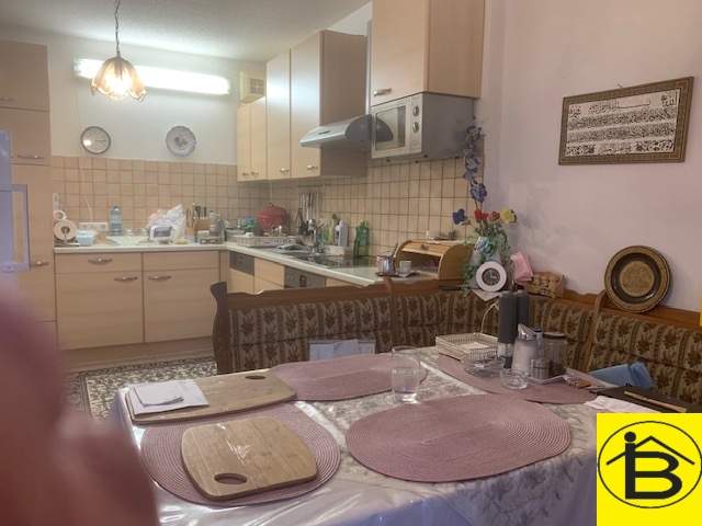 15465 Günstige 3-Zimmer-Zentrum Krems-Balkon-Garage
