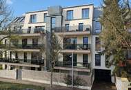 Exklusive 3-Zimmer-Neubauwohnung mit Balkon, Smart-Steuerung, Pool im Garten & Tiefgarage