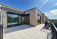 STOCK IM WEG - "Licht. Raum. Luxus. - 5 Zimmer Dacherstbezug mit Gartenblick, Südterrasse &amp; Garage"