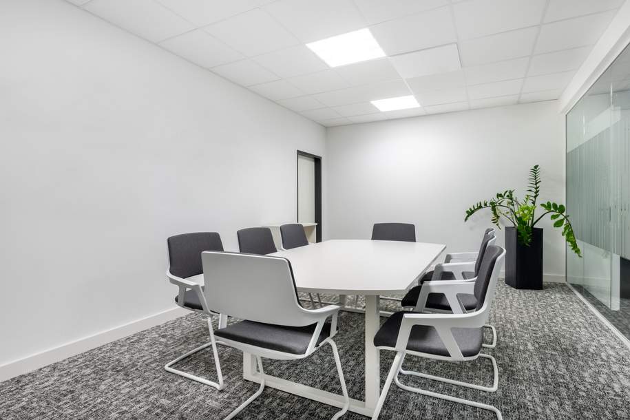 Flexible Arbeitsplätze in Regus Office Park Airport, Gewerbeobjekt-miete, 2320 Bruck an der Leitha