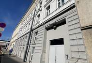 Stilvolle Dachgeschosswohnung mit Balkon und Terrasse in 1210 Wien