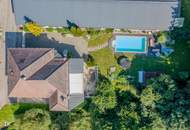 Großzügiges Wohnhaus mit Pool