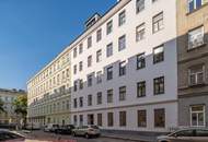 ++NEU++ Renovierungsbedürftige 4-Zimmer Altbauwohnung im Erdgeschoss!