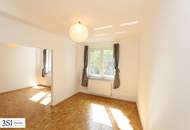 Sanierter Erstbezug mit Blick in den begrünten Innenhof in absoluter Ruhelage