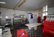 Wohnhaus mit Verkaufsgeschäft und Imbiss/Bistro
