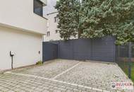 Modernes Reihenhaus mit Dachterrasse, Garten & PV-Anlage