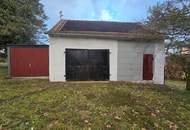 Charmantes Wohnhaus mit Arkadenterrasse, Pool und großem Grundstück in Deutsch Ehrensdorf