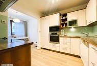 Exklusive Wohnung mit hochwertiger Ausstattung und Garage.