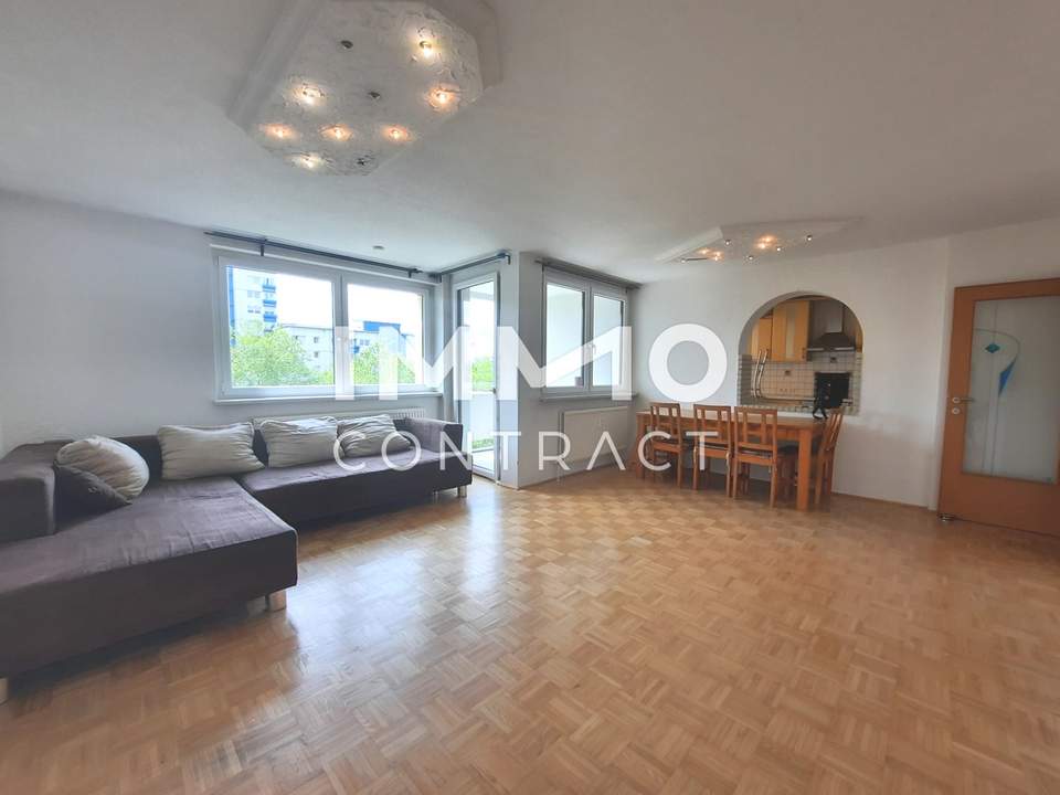 FamilienGLÜCK - 4-Zimmer-Wohnung samt Balkon und TG-Abstellplatz