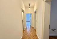 Wunderschöne 2-Zimmer-Altbau in zentraler Lage