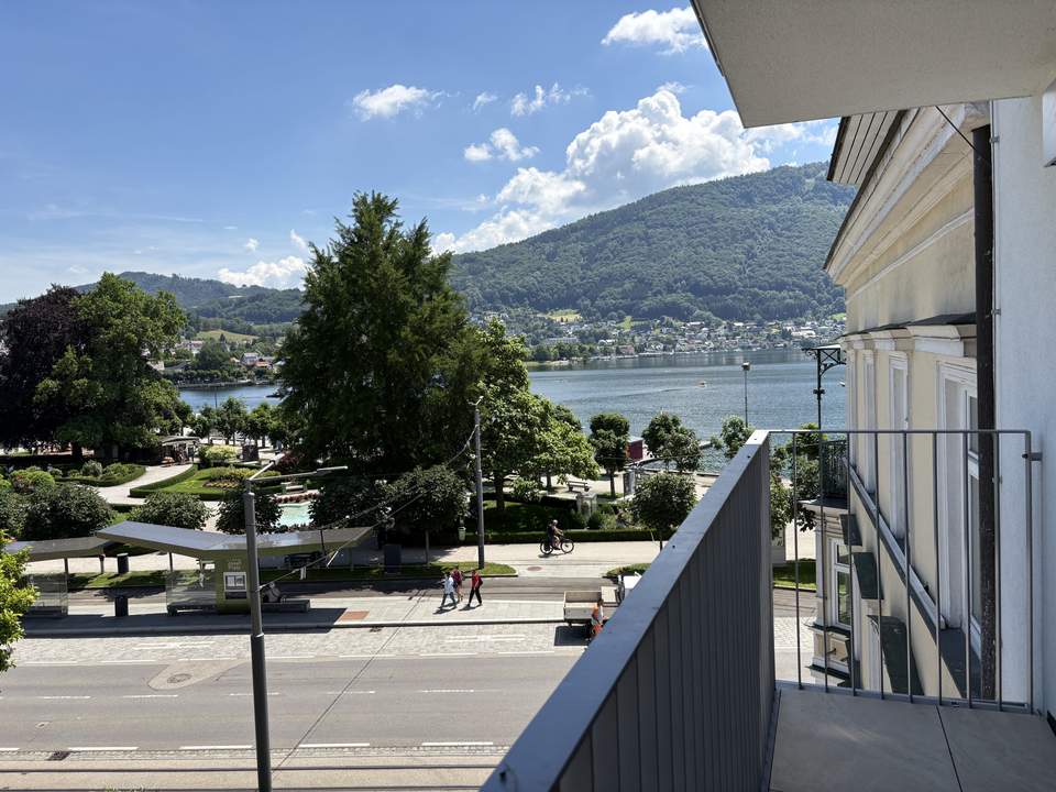 Balkon-Seeblick - Kernsanierte 2-Zimmer-Eigentumswohnung im Zentrum - Top 4