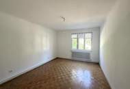 Ruhige 3-Zimmer-Wohnung in begehrter Cottage-Lage // Quiet Three-Room Apartment in a Sought-After Cottage District near Türkenschanzpark //