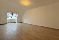 Frisch saniert | DG-Wohnung beim Prater, Praterstern, Praterstraße | Ruhige Seitengasse I