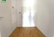 Hofseitige 2-Zimmer-Wohnung inklusive Einbauküche in bester Lage!