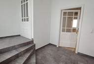 PROVISIONSFREI! Altbauflair für Mieter mit jungen Ideen!