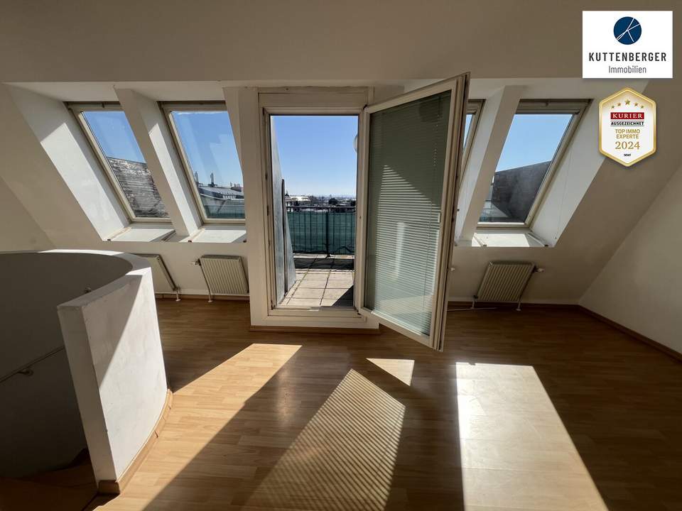 Sonnige DG-Wohnung mit 2 Terrassen