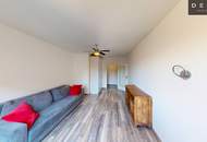 INNENHOFLAGE - HELLE 2 ZIMMER WOHNUNG MIT SEPARATER KÜCHE