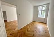 Eben sanierte Stilaltbau-Wohnung