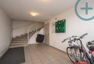 2-ZIMMER STARTER in RUHIGER HOFLAGE | Direkt am Kirchenplatz