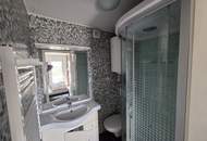 Älteres Kleinwohnhaus mit Potenzial samt Südbalkon mit Aussicht