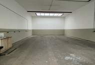 PROVISIONSFREI!!! Geräumige Halle 8 x 12m groß P