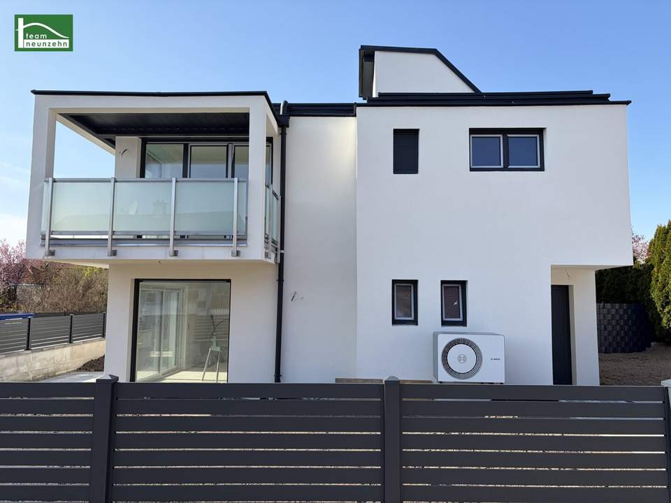 Modernes Reihenhaus in Ruhelage - Terrassen, Garten, Balkon - Perfekte Raumaufteilung - Große Dachterrasse und 2 Parkplätze