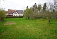 Revitalisierungsbedürftiges Wohnhaus mit tollen Nebengebäuden und großen Gartengrundstücken