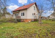 "Einfamilienhaus mit großem Entwicklungspotenzial – 738 m² Grundstück in Ruhelage von Strasshof"