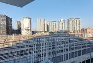 Sonnwendviertel: 1 Zimmer-Wohnung mit Balkon im 10. OG – Fitnessraum, Co-Working &amp; Rooftop-Terrasse inklusive!