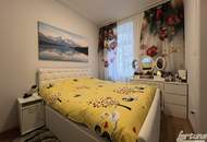 Viel Platz, viele Möglichkeiten - 3-Zimmer Altbauwohnung mit 2 Bädern und flexibler Raumaufteilung