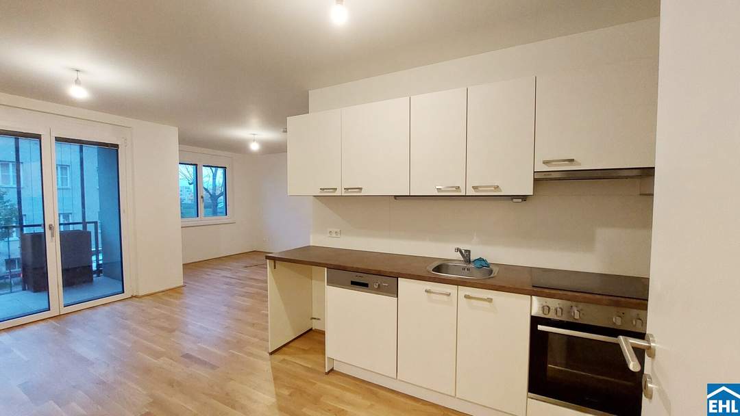 MODERN WOHNEN ZWISCHEN STADT UND NATUR - 2 Zimmer mit Balkon in U-Bahn Nähe!