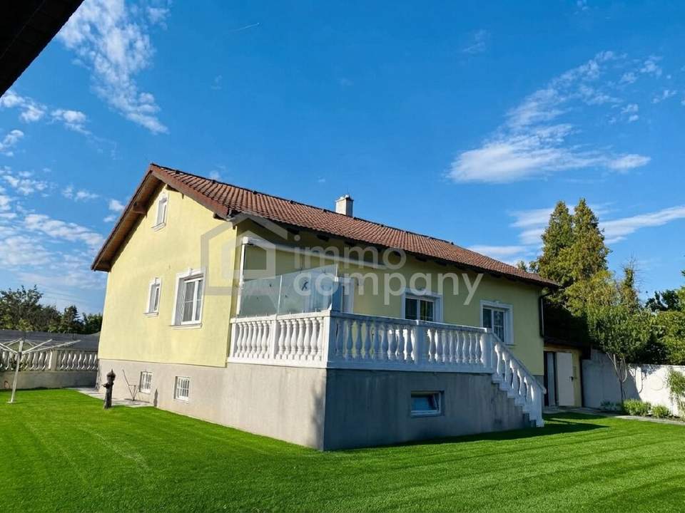 Hochwertiges Einfamilienhaus in bestem Bauzustand, 2 Wohneinheiten!
