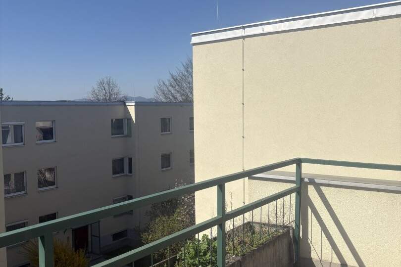Ideale Wohnung für Ruhe-bedürftige Menschen , die Platz und Grünblick schätzen, Wohnung-kauf, 350.000,€, 1100 Wien 10., Favoriten