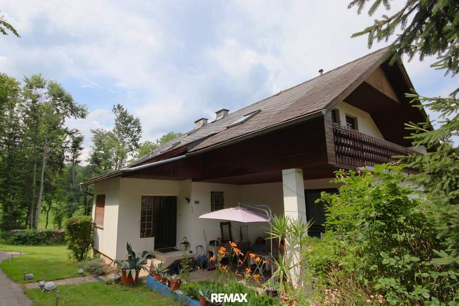 Großzügiges Einfamilienhaus mit Garten, Balkon und Garagen in 8230 Staudach – sanierungsbedürftig!, Haus-kauf, 229.000,€, 8230 Hartberg-Fürstenfeld