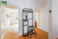 Stilvoll kernsanierte Altbauwohnung beim Servitenviertel mit Design-en-Suite-Badezimmer und Hof-Balkon-Option!