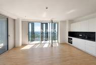 44. Etage mit 39m2 Loggia: Erstbezug - Hoch oben mit Weitblick: DC2 Tower