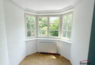 UNBEFRISTET - Helle, sanierte 2-Zimmerwohnung mit schönem Ausblick!