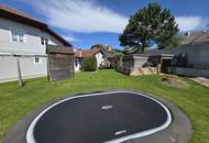 Ein Ort zum Glücklichsein - Charmantes Einfamilienhaus mit Pool, Sauna, Doppelgarage, Carport und sonnigem Garten