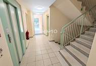 Zentrumsnah wohnen, Ruhe genießen – 3-Zimmer-Dachgeschoß-Wohnung mit Gartenblick