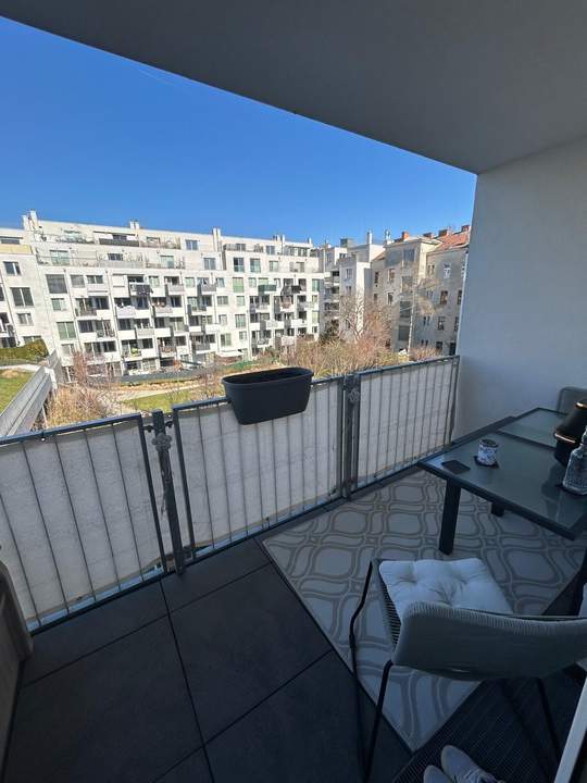 Wohnen mit Komfort: 3 Zimmer, Balkon, hochwertige Ausstattung und gute Anbindung