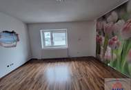 Sanierungsbedürftiges Haus in Alt-Attnang: Jetzt nur 160.000,- EUR!