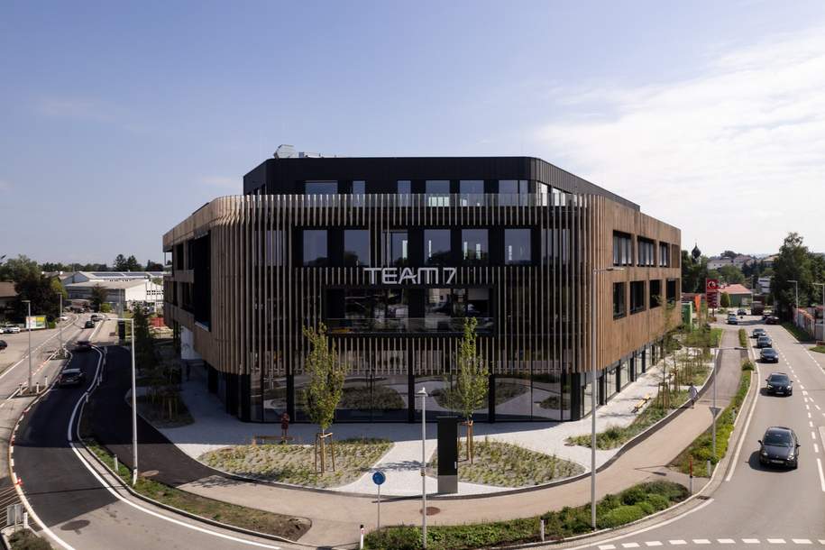 Individuell ausbaubare Bürofläche mit Weitblick über Ried im Innkreis, Gewerbeobjekt-miete, 4910 Ried im Innkreis