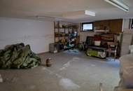 GRUNDSTÜCK IN ZENTRUMSNÄHE MIT GARAGE, POOL UND POOLHAUS