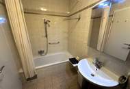 attraktive Eigentumswohnung im 2. Stock mit Lift, Loggia mit wunderschönem Fernblick und Tiefgaragenplatz