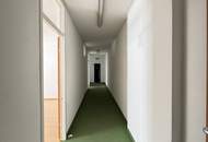 Repräsentative Büro mit Stellplatz- oder Praxisfläche in 1040 Wien
