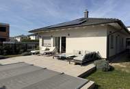 Modernes Einfamilienhaus mit Pool, Terrasse und Nebengebäude in Absdorf