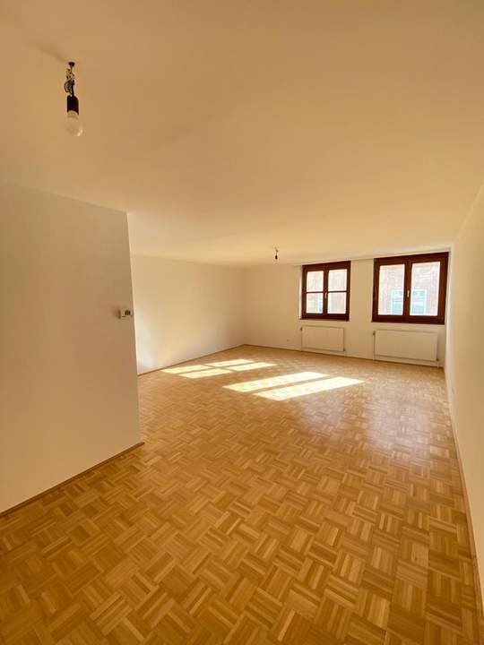 Freundliche Wohnung in Top Lage am Schubertpark | Nähe Kutschkermarkt