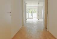 luxuriös, großzügig und modern mit Terrasse und Grünblick inkl. Garage