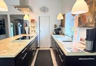 Stilvolles Einfamilienhaus mit großem Grundstück &amp; Ausbaupotenzial