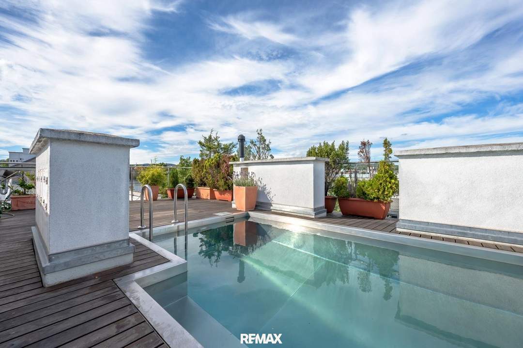Privatpool &amp; Penthouse: Döbling wie es besser nicht geht!